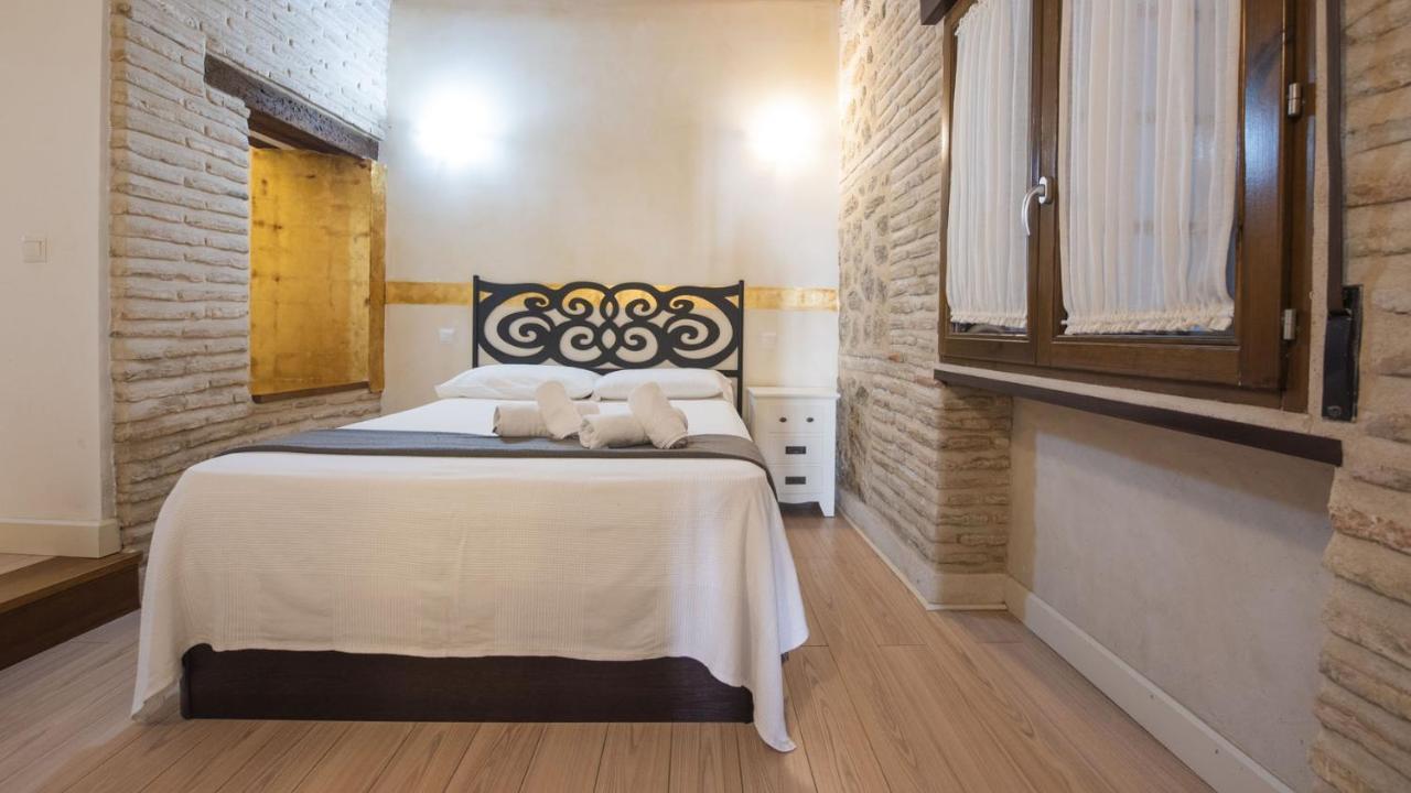 Capricho Toledano Apartment Toledo Bagian luar foto